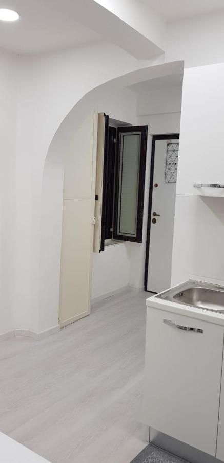 Holiday House Fieravecchia サレルノ エクステリア 写真